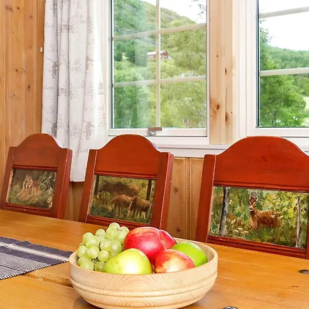 7 Person In Hemsedal-by Traum